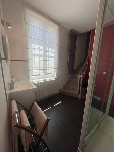 Bathroom 2, Le Logis d’Anne-Sophie, Somme