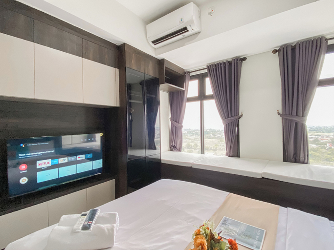 Bedroom 3, Simply Look and Restful Studio Pollux Chadstone Apartment, Cikarang
