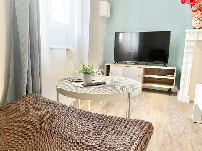 Shared lounge/TV area 4, Arina & Julien Dieppe, Seine-Maritime