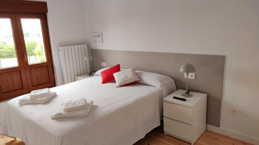 Bedroom 3, Viviendas Complejo Vacacional PLAYAS DE MUROS, Asturias