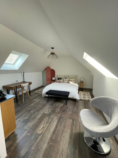 Bedroom 9