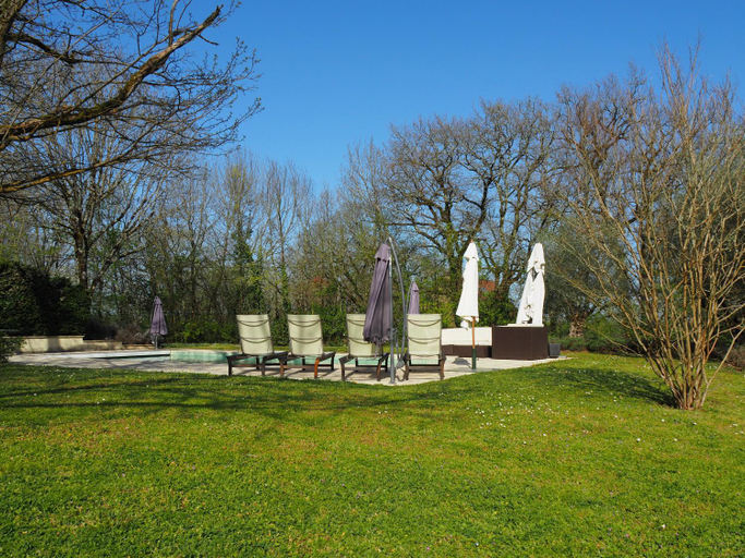 Others 2, Vue sur Gindou gite, Lot