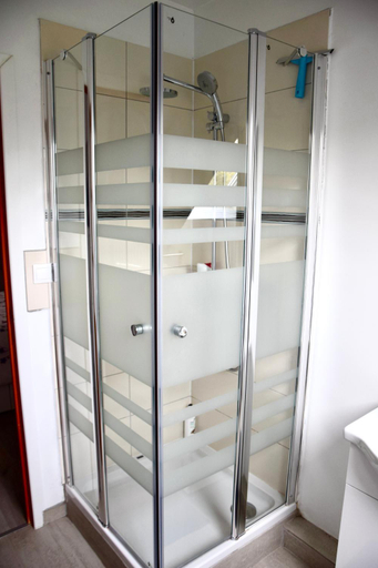 Bathroom 5