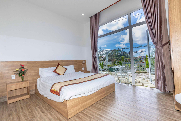 Bedroom 9