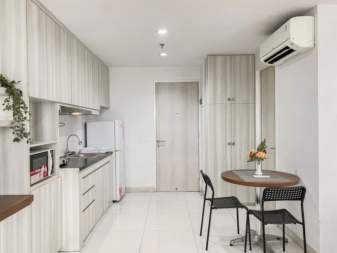 Dining Room 9