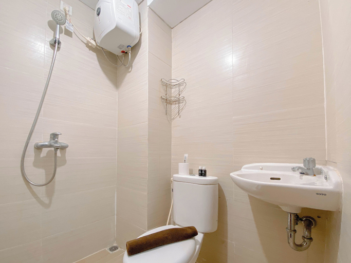 Bathroom 5, Prestige 1BR at Apartment Gateway Pasteur, Bandung