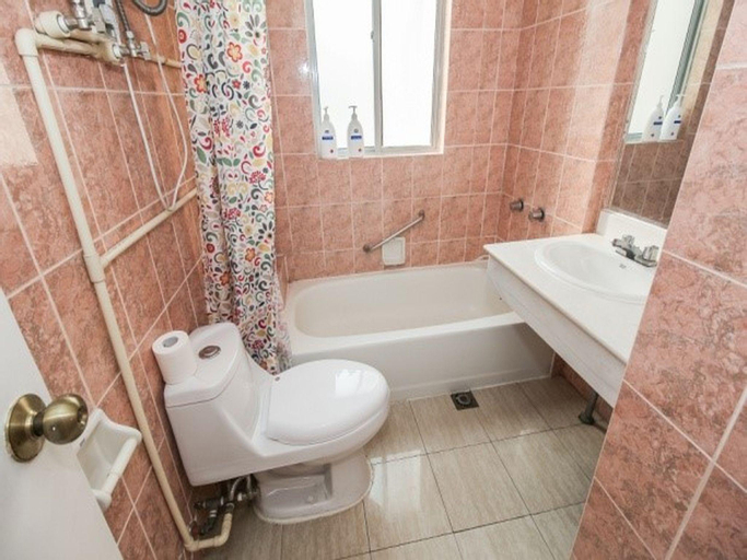 Bathroom 7