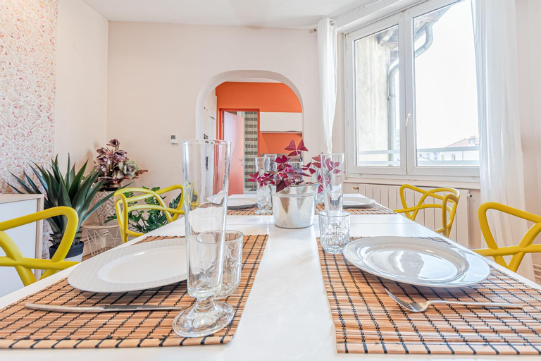 Dining Room 17