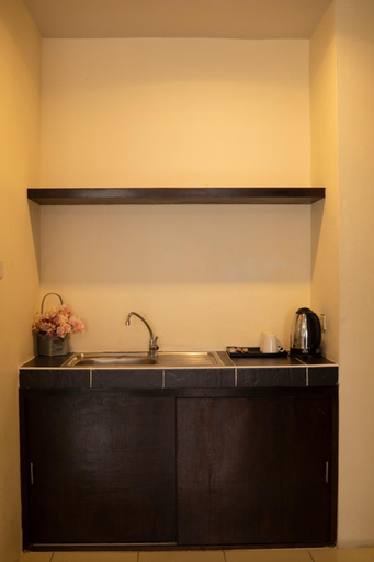 Dining Room 12