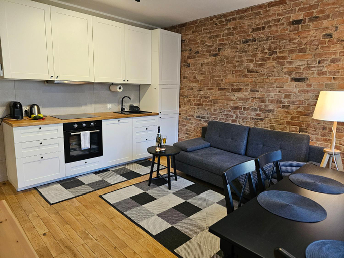 Others 5, URBAN APARTMENTS No 2 - Terrace - Air Condition - Free Parking, Siemianowice Śląskie