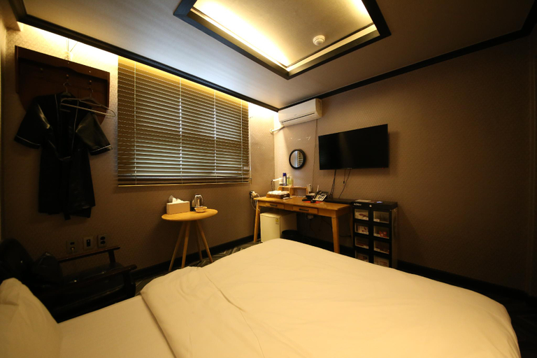 Bedroom 2, H Boutique Motel, Gongju