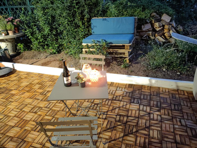 Others 5, Superbe appartement avec jacuzzi avec jardin privé, Rhône