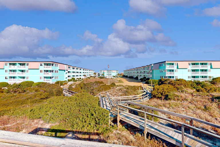 Seaspray 320, Carteret