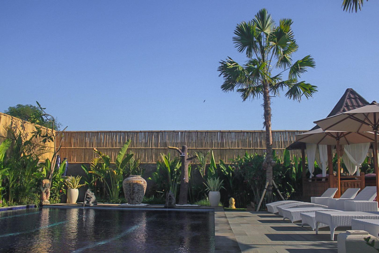 Swimming Pool 2