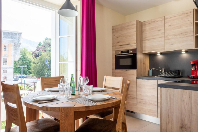 Others 3, CARPATES Annecy Rent Lodge, Haute-Savoie