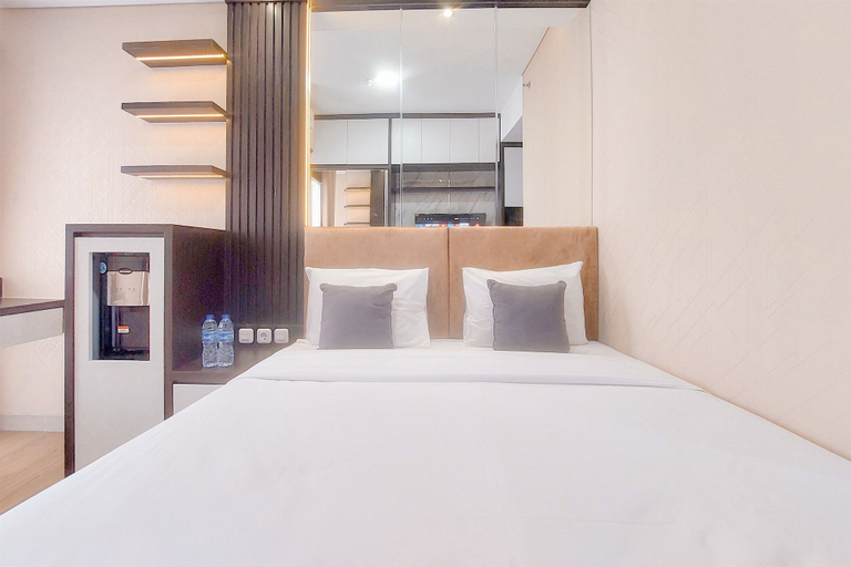 Bedroom 4, Modern Look and Comfort Studio at Transpark Bintaro Apartment, Tangerang Selatan