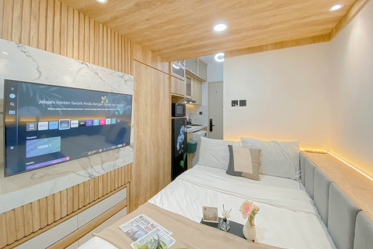 Bedroom 3, Chic Studio Loft Tokyo Riverside PIK 2 Apartment, Tangerang