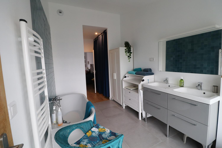 Bathroom 3, CHAMBRES chez l'habitant Cordoba et Lhassa, Gironde
