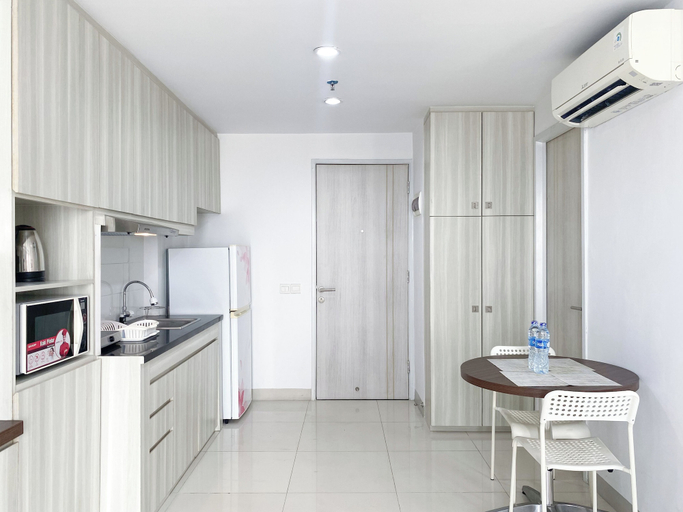 Others 5, Spacious and Comfort Studio Apartment at Azalea Suites, Cikarang