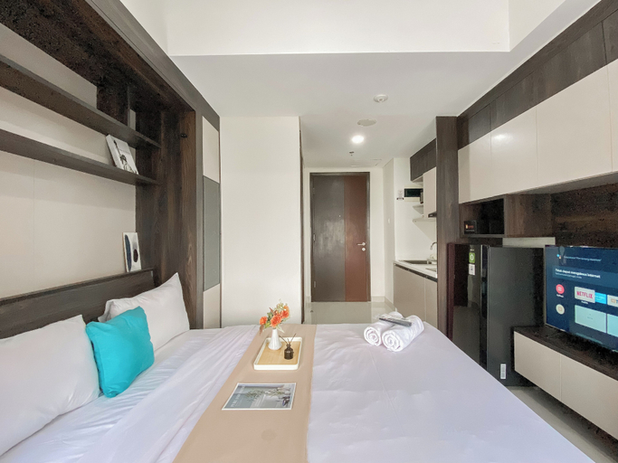 Bedroom 3, Simply Look and Restful Studio Pollux Chadstone Apartment, Cikarang