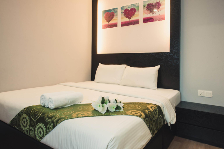 Bedroom 8