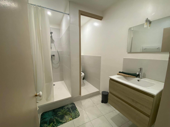Bathroom 2, Ma MaiSon, Hérault