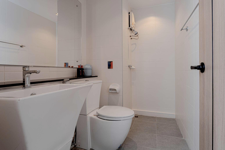 Bathroom 9