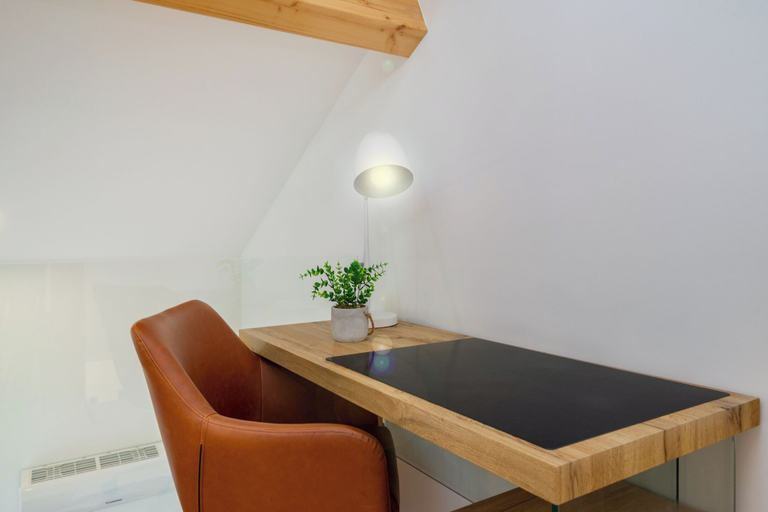 Others 5, C314 Riverside View Premium Apartment w/ AC & Terrace, Porto