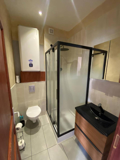 Bathroom 3, Appartements touristique - La Colombiere, Hautes-Pyrénées