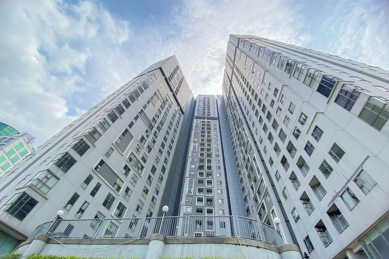 Exterior & Views 2, Homey and Modern 2BR Apartment at Royal Olive Residence, South Jakarta