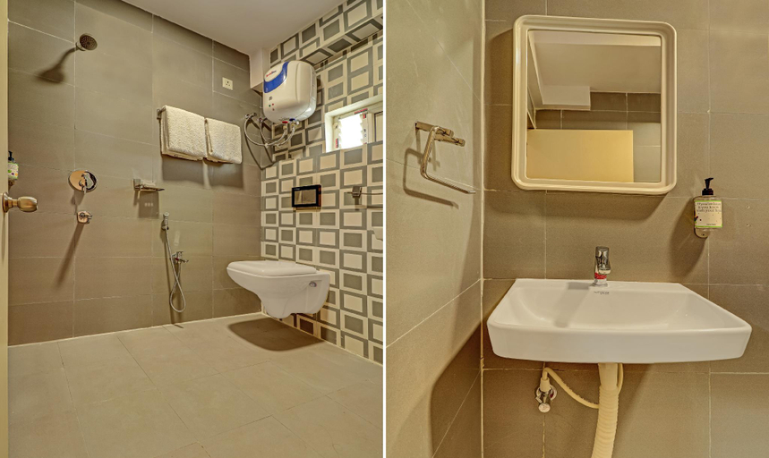 Bathroom 4, Treebo Rainbow Grand, Visakhapatnam