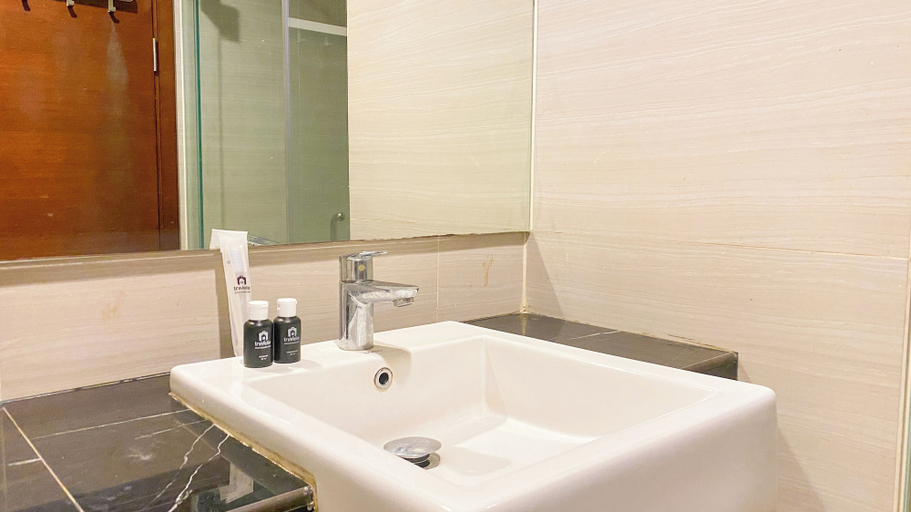 Bathroom 2, Enjoy Living Studio at West Vista Apartment, Jakarta Barat