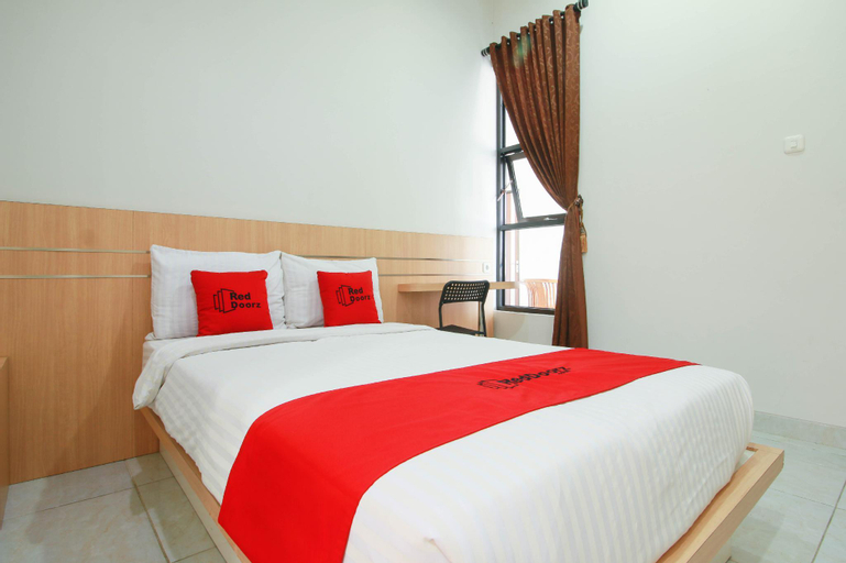 Bedroom 12