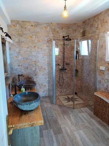 Bathroom 2, Villa Carioca - with private pool, marvelous garden and amazing ocean view, Santa Cruz de Tenerife
