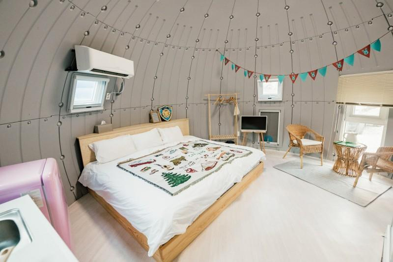 Bedroom 2, Yangpyeong Eco Igloo Glamping, Hongcheon