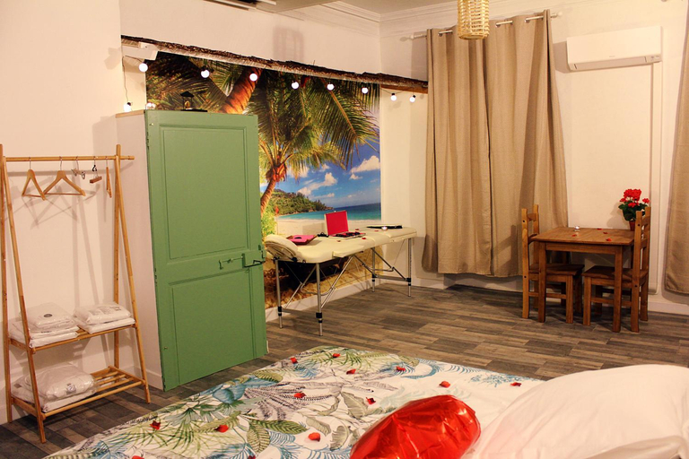 Bedroom 2, lemasrocamour, Gard