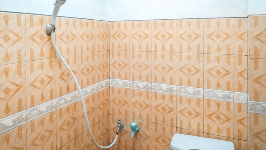 Bathroom 6