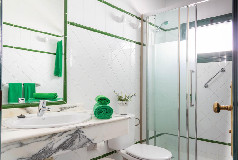 Bathroom 2, Apartamentos La Tegala, Las Palmas