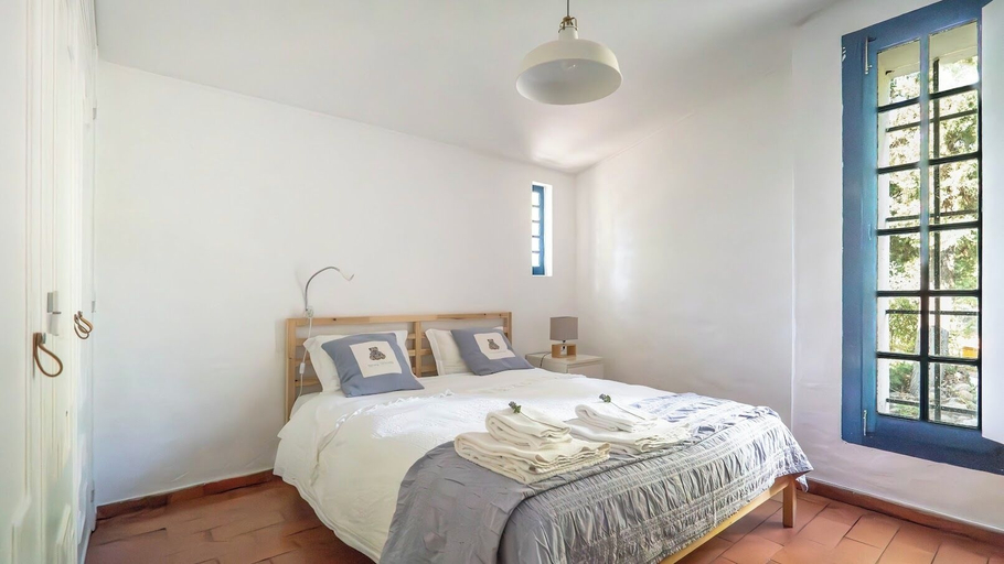 Bedroom 3, Family Paradise: Exquisite Retreat For Holidays, Abrantes