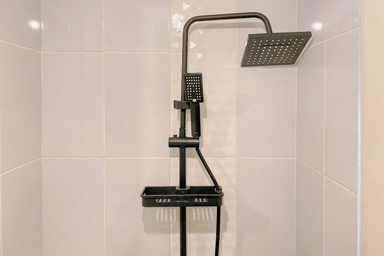 Bathroom 5, Chic Studio Loft Tokyo Riverside PIK 2 Apartment, Tangerang
