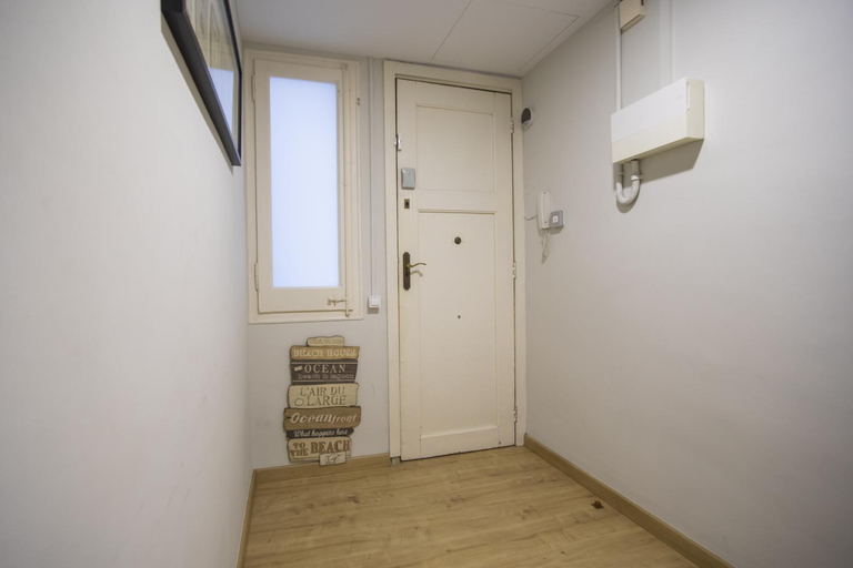 Public Area, 23PAR1007 Comfortable apartment in Paralel, Barcelona