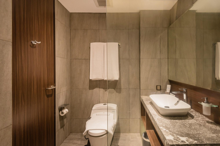 Bathroom 8