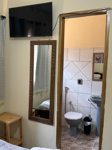Bathroom 4, Suites Boa Viagem, Pirenópolis