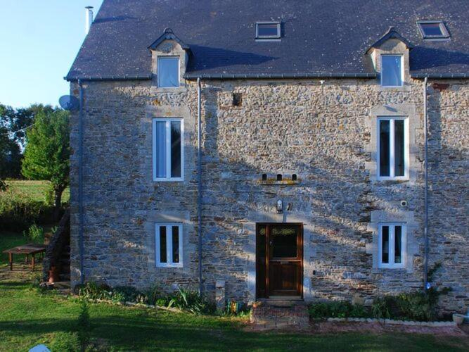 Others 3, Stone cottage with garden, Calvados