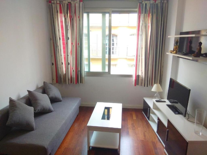 Others 3, APTO PLAZA MERCED apartamentos, Málaga