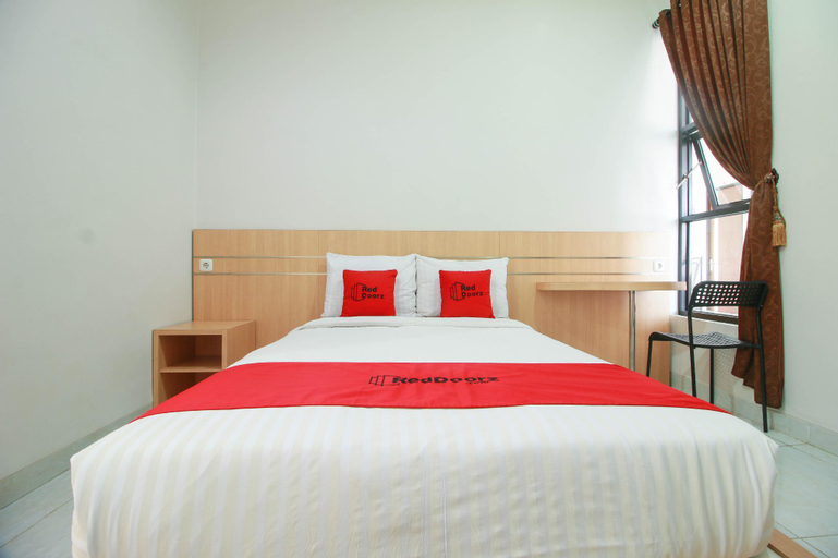 Bedroom 8