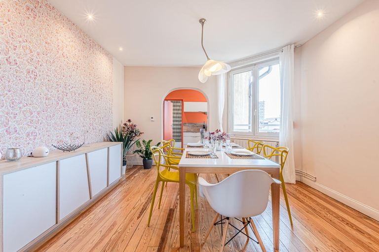 Dining Room 6