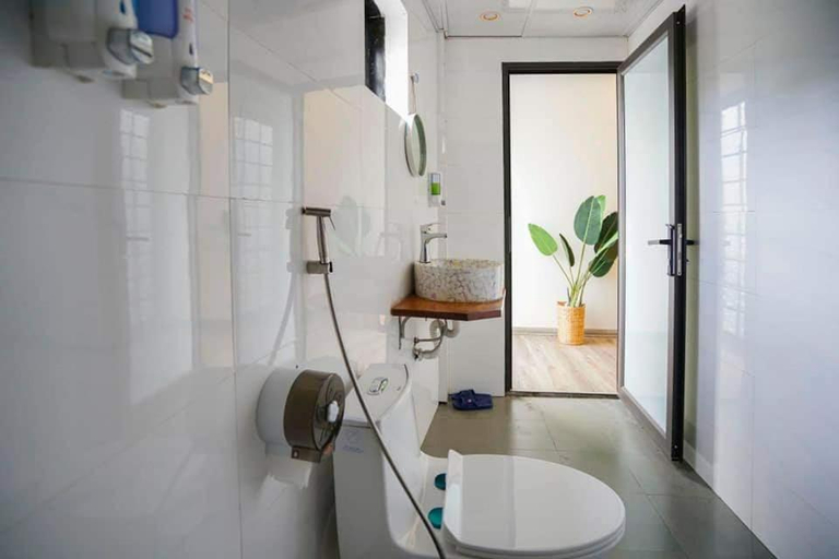 Bathroom 3, 5 to 10 bedrooms houses, Hạ Long