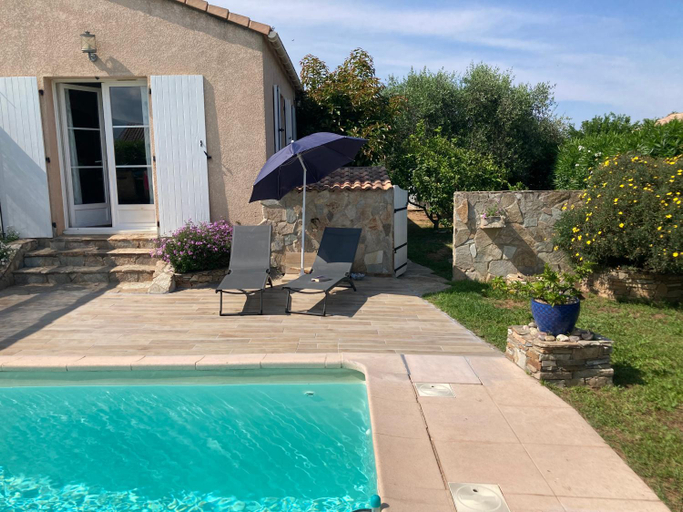 Others 5, Chez Liselotte, Haute-Corse