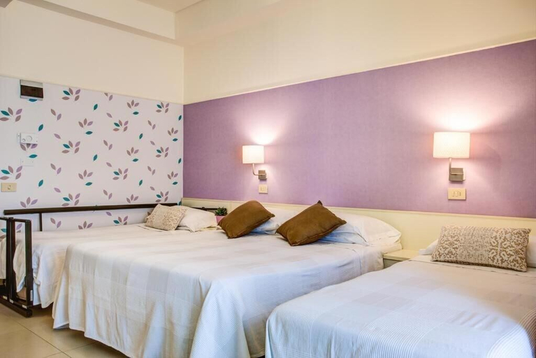 Bedroom 2, HOTEL KONRAD, Rimini
